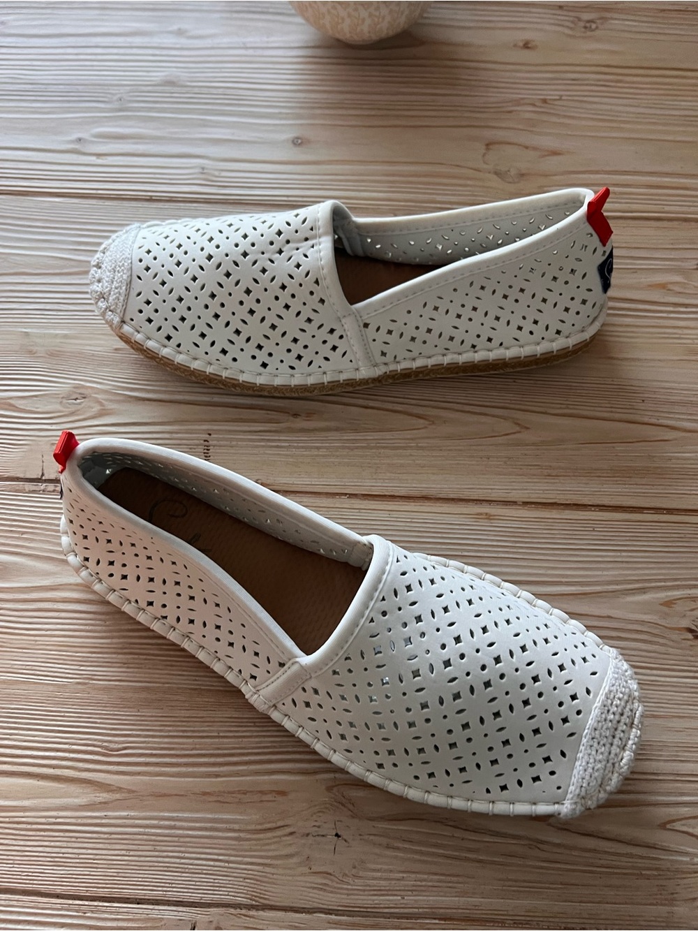 Sea Star Beachwear Perforated Espadrille Water Shoes Coastal Slip-On Size 9 - Picture 2 of 5